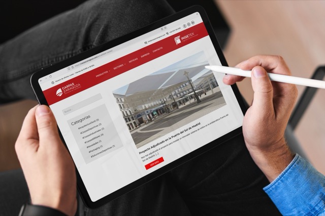 Web de Carpas Zaragoza en una tableta