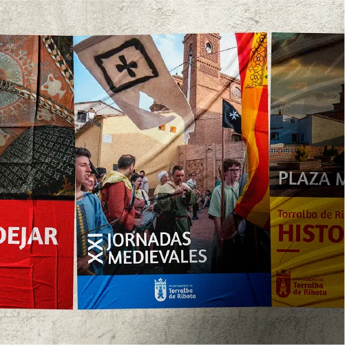 Carteles de las XXI Jornadas Medievales de Torralba de Ribota con la marca del ayuntamiento